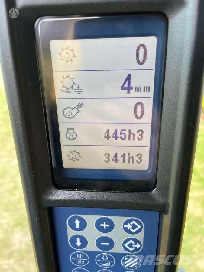 New Holland TC 5.70 Kombajni