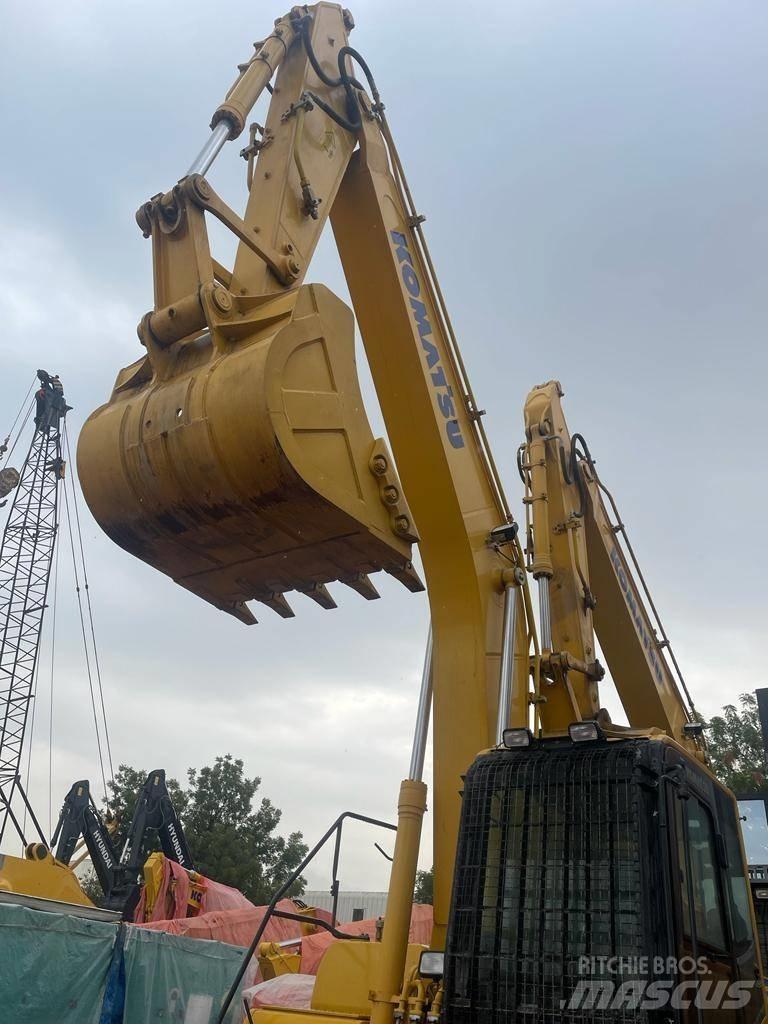 Komatsu PC210-10MO Bageri gusjeničari