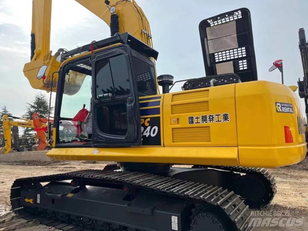 Komatsu PC 240 Bageri gusjeničari