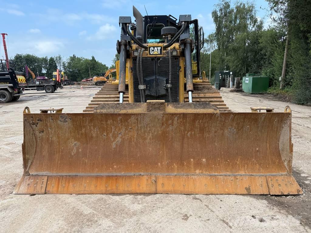 CAT D 6 T LGP Buldožeri gusjeničari