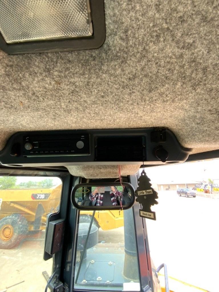DEERE 750K Buldožeri gusjeničari