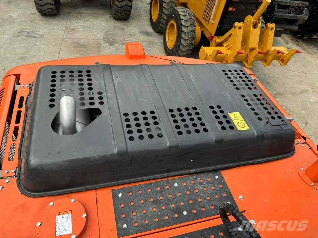 Hitachi ZX 200-3 G Bageri gusjeničari