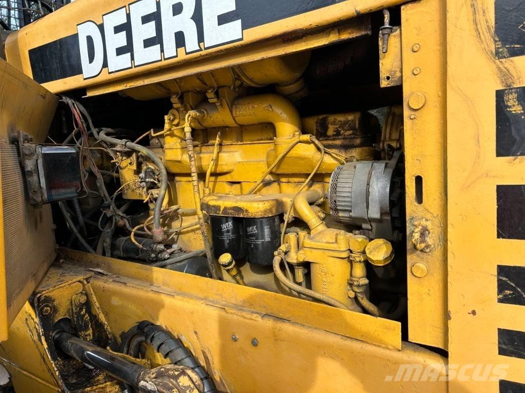 John Deere 640 D Skideri