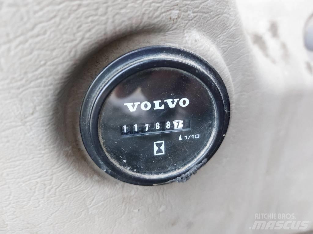Volvo EC 250 D L Bageri gusjeničari