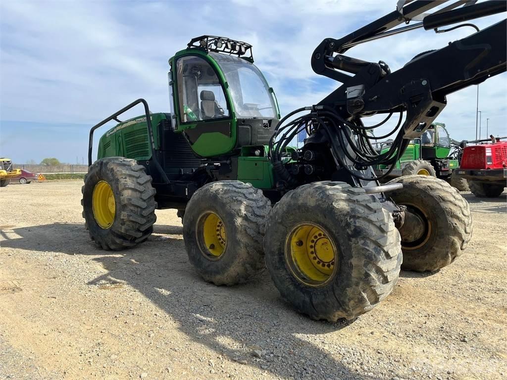 John Deere 1470E Harversteri