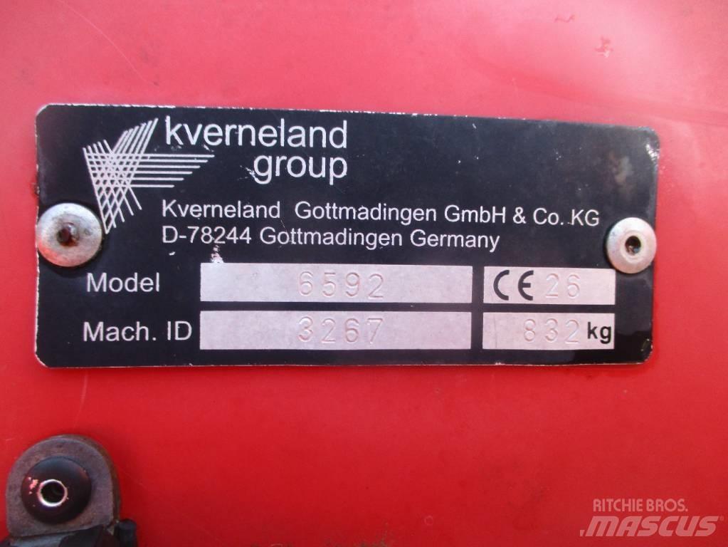 Kverneland Fanex 683 Okretači i sakupljači sijena