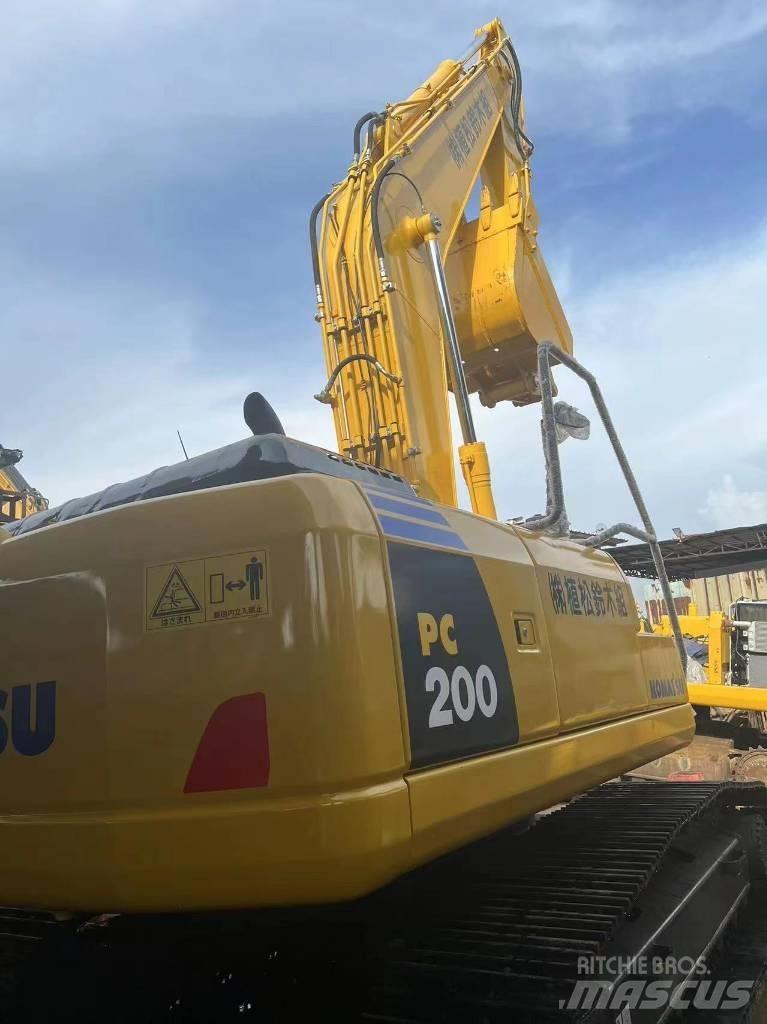Komatsu PC 200-7L Bageri gusjeničari
