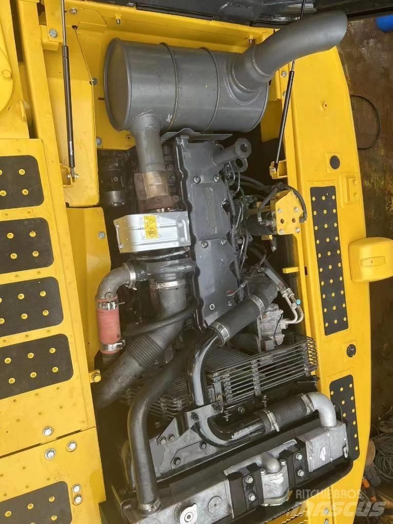 Komatsu PC 200-7L Bageri gusjeničari