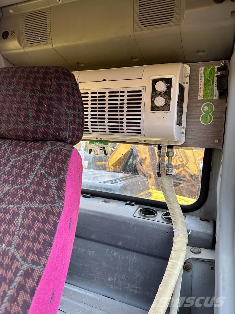 Komatsu PC 110 Bageri gusjeničari