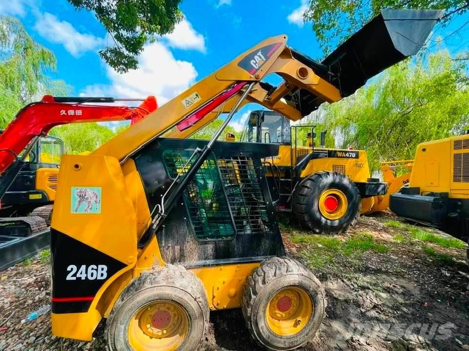 CAT 246B Mini utovarivači
