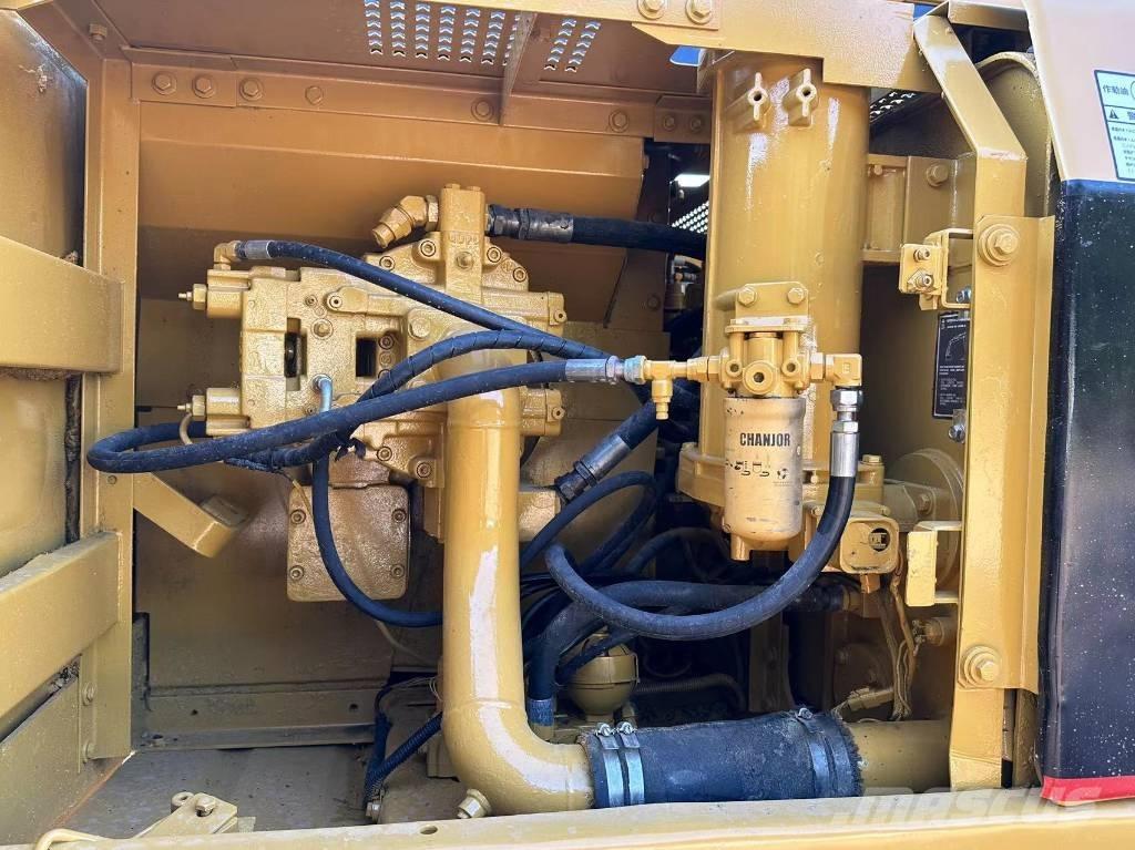 CAT 320 B L Bageri gusjeničari