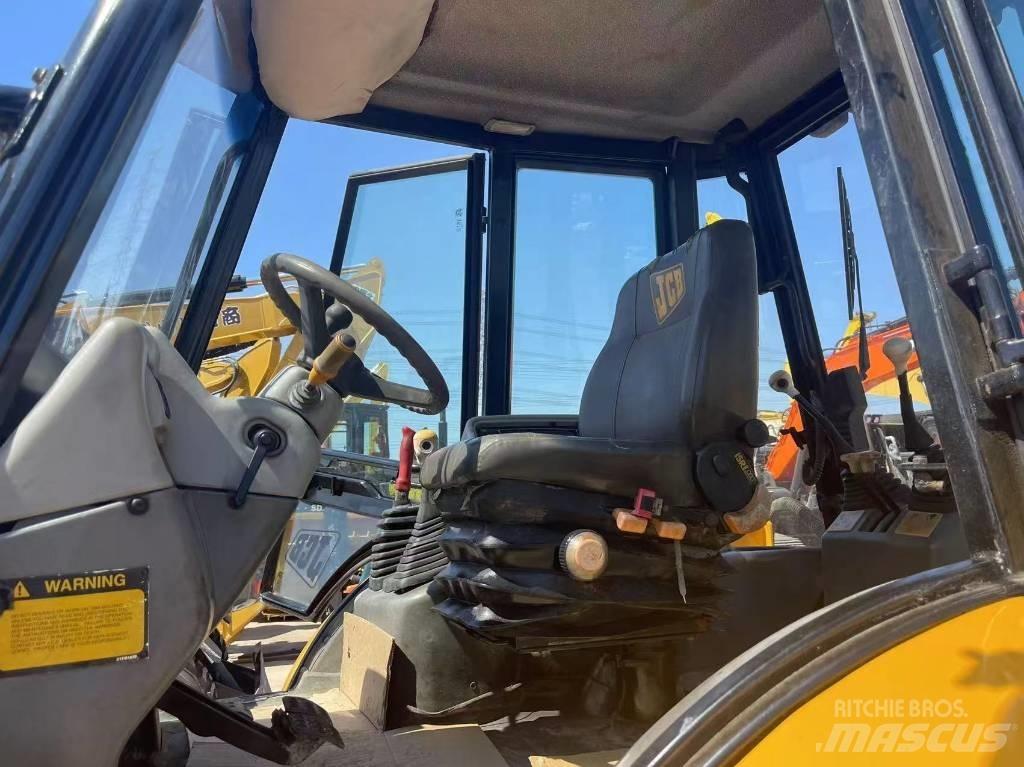 JCB 4 CX Utovarni rovokopači