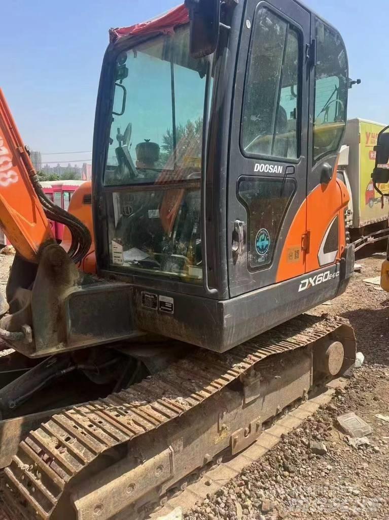 Doosan DX 60 Mini bageri <7t