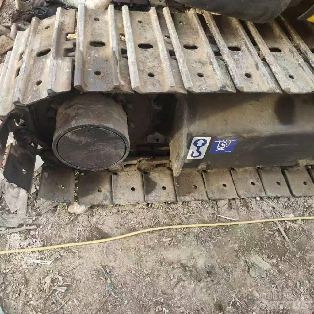 Komatsu PC35 Mini bageri <7t