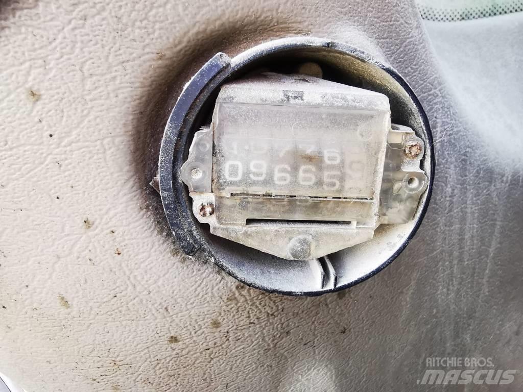 Volvo EC 210 C L Bageri gusjeničari