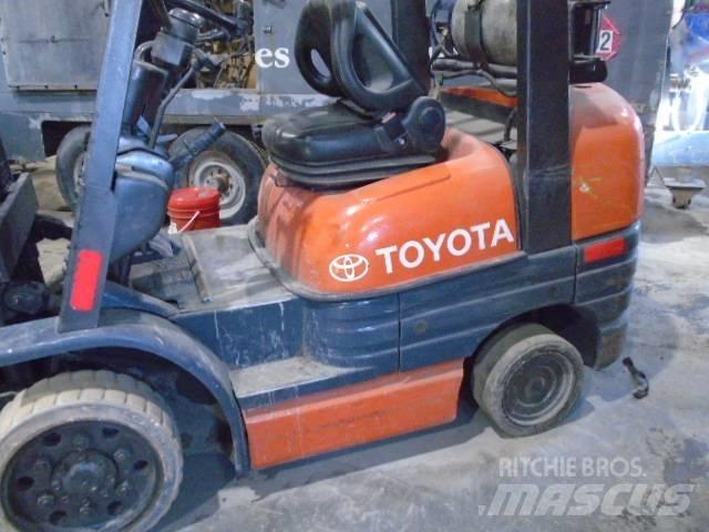 Toyota 52-6 FG U 30 Terenski viličar