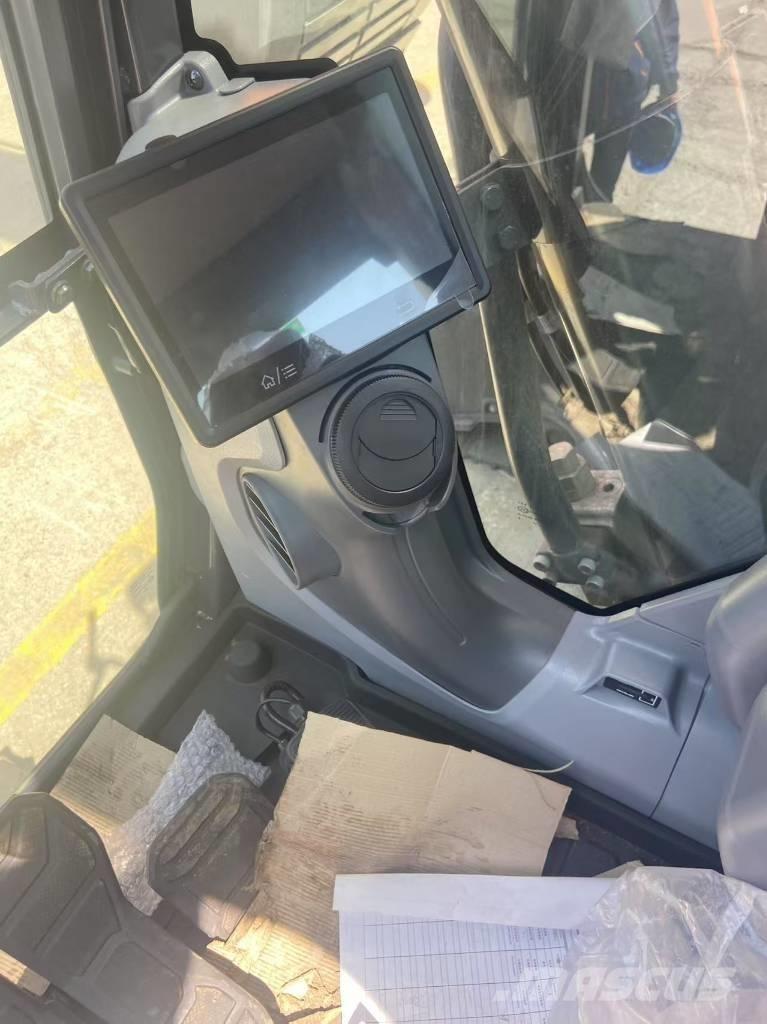 Develon DX 450 Bageri gusjeničari