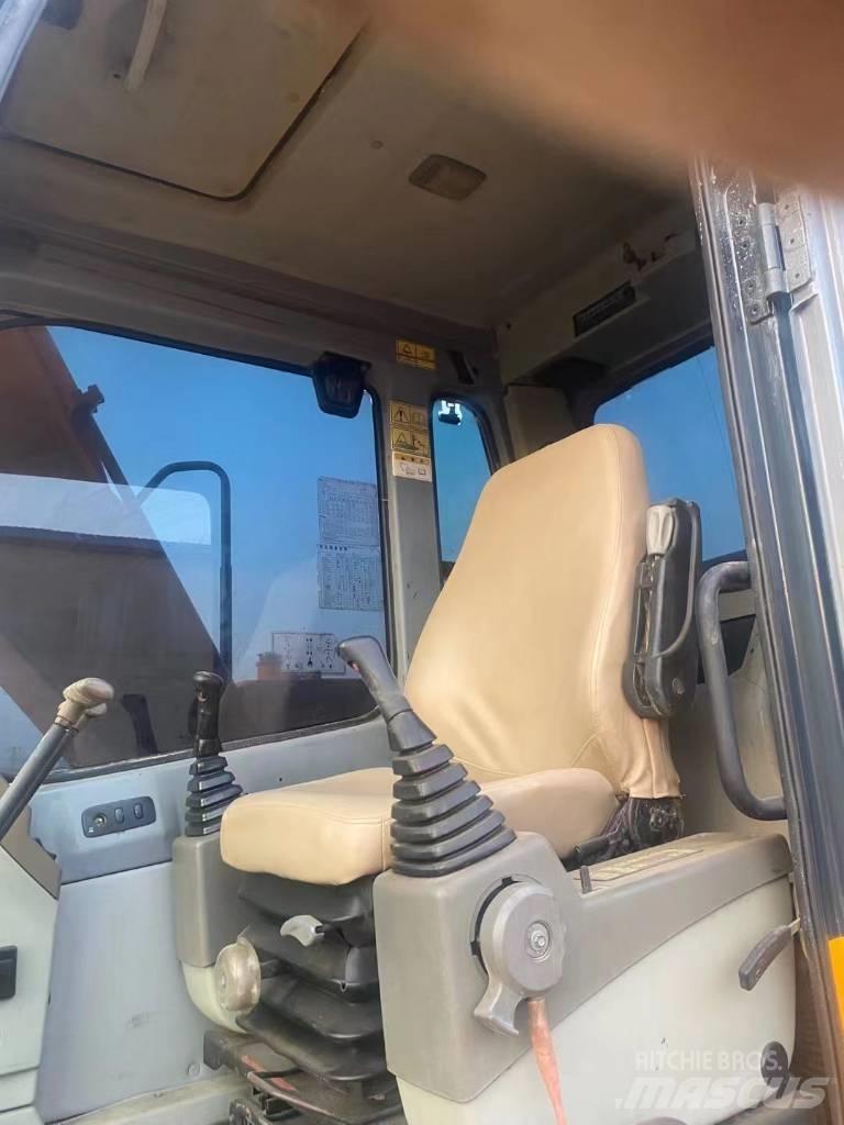 Hyundai R110VS Bageri gusjeničari