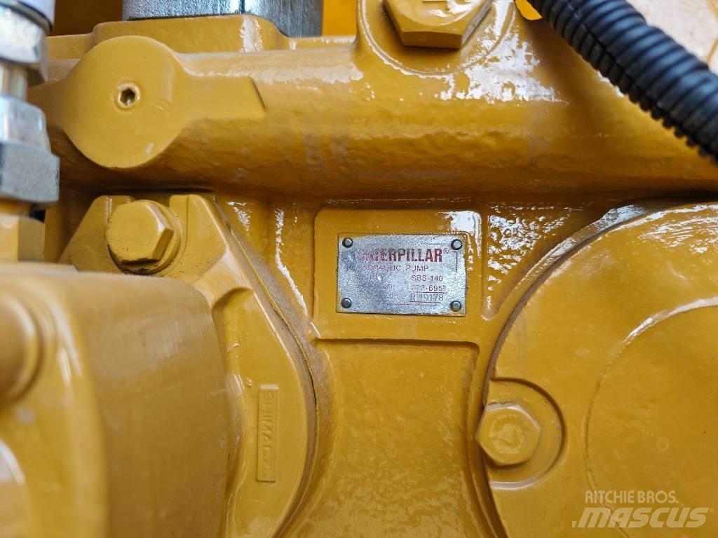CAT 329 D Bageri gusjeničari