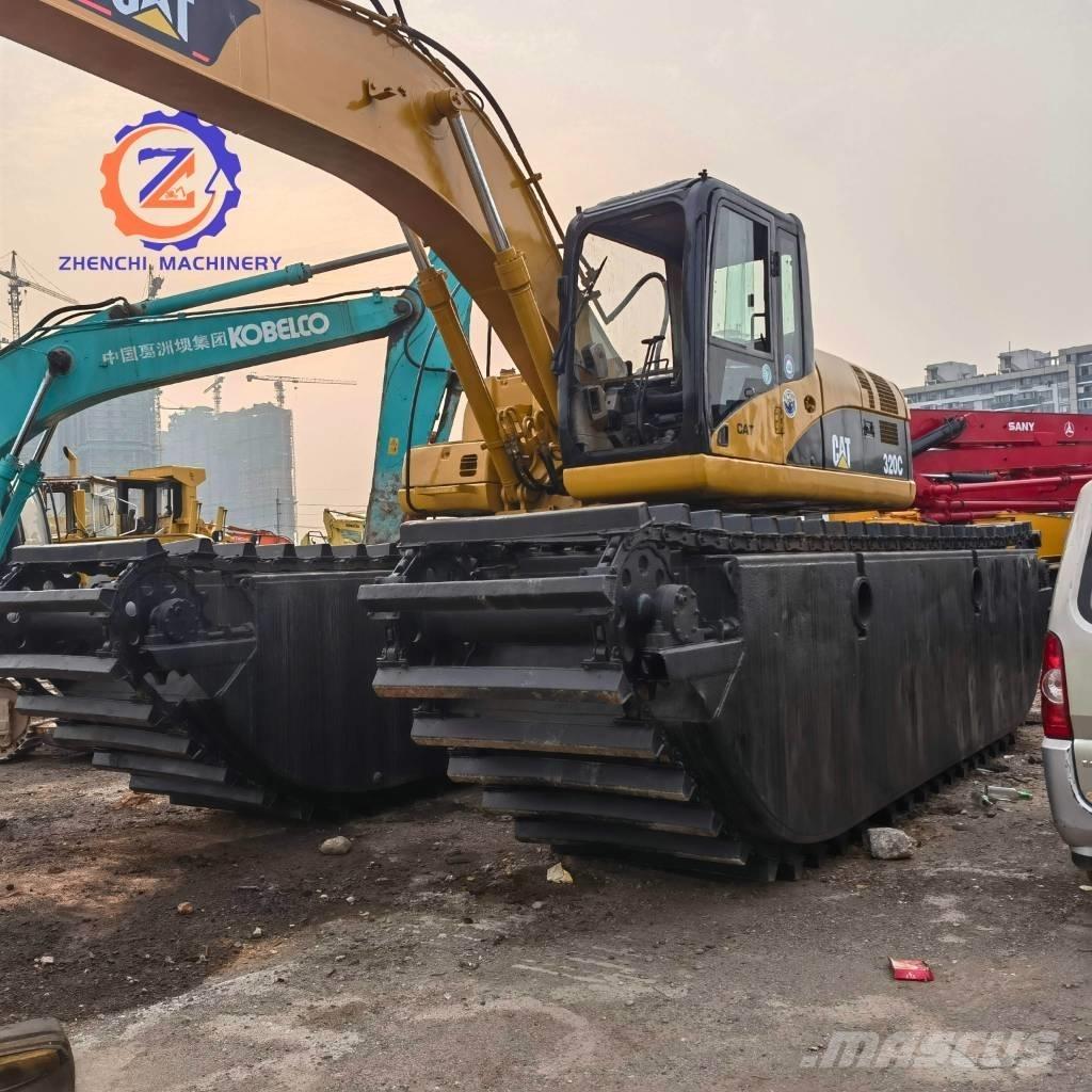 CAT 320 C Amfibijski bageri