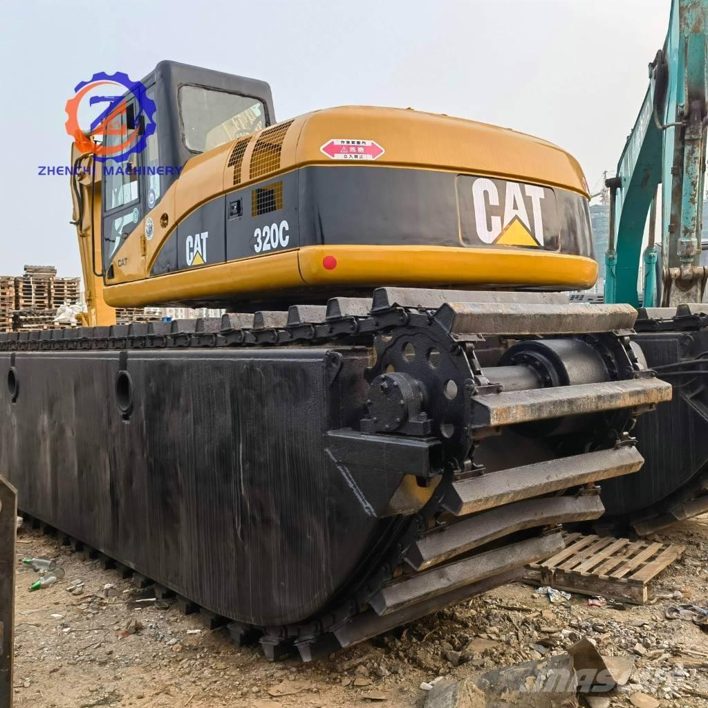 CAT 320 C Amfibijski bageri