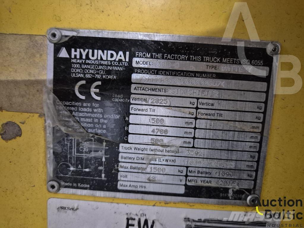 Hyundai 30B-9 Električni viličari