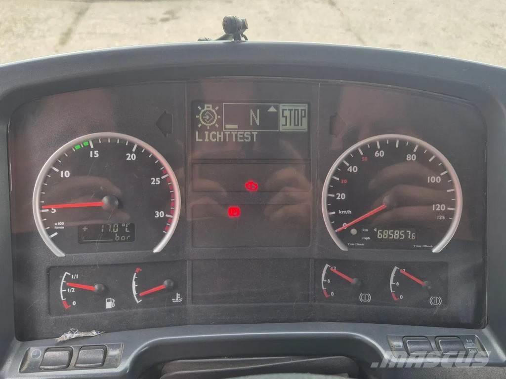 MAN 26 430 Rol kiper kamioni s kukama za dizanje