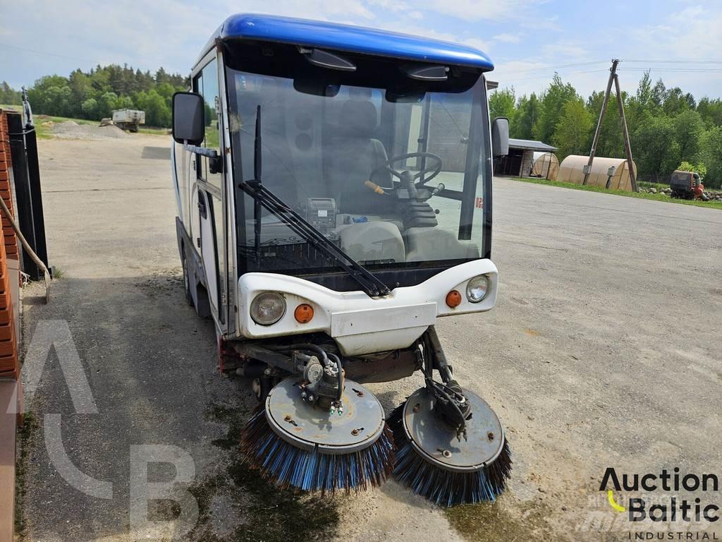 Johnston 142A 101T Strojevi za metenje