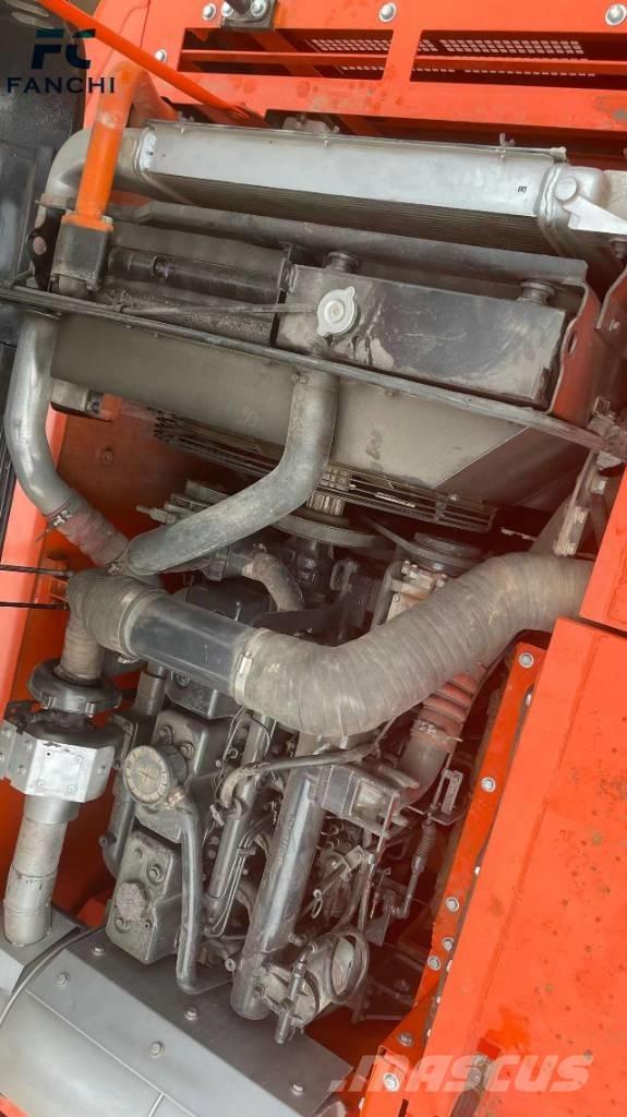 Doosan DX300 Bageri gusjeničari