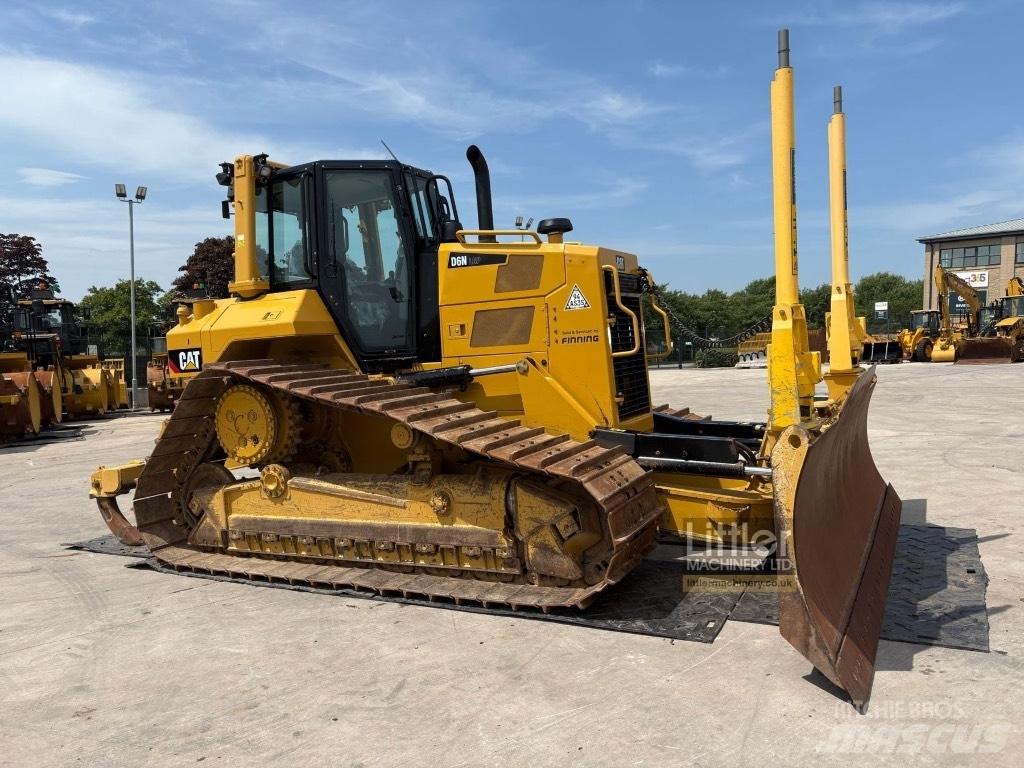 CAT D 6 N LGP Buldožeri gusjeničari