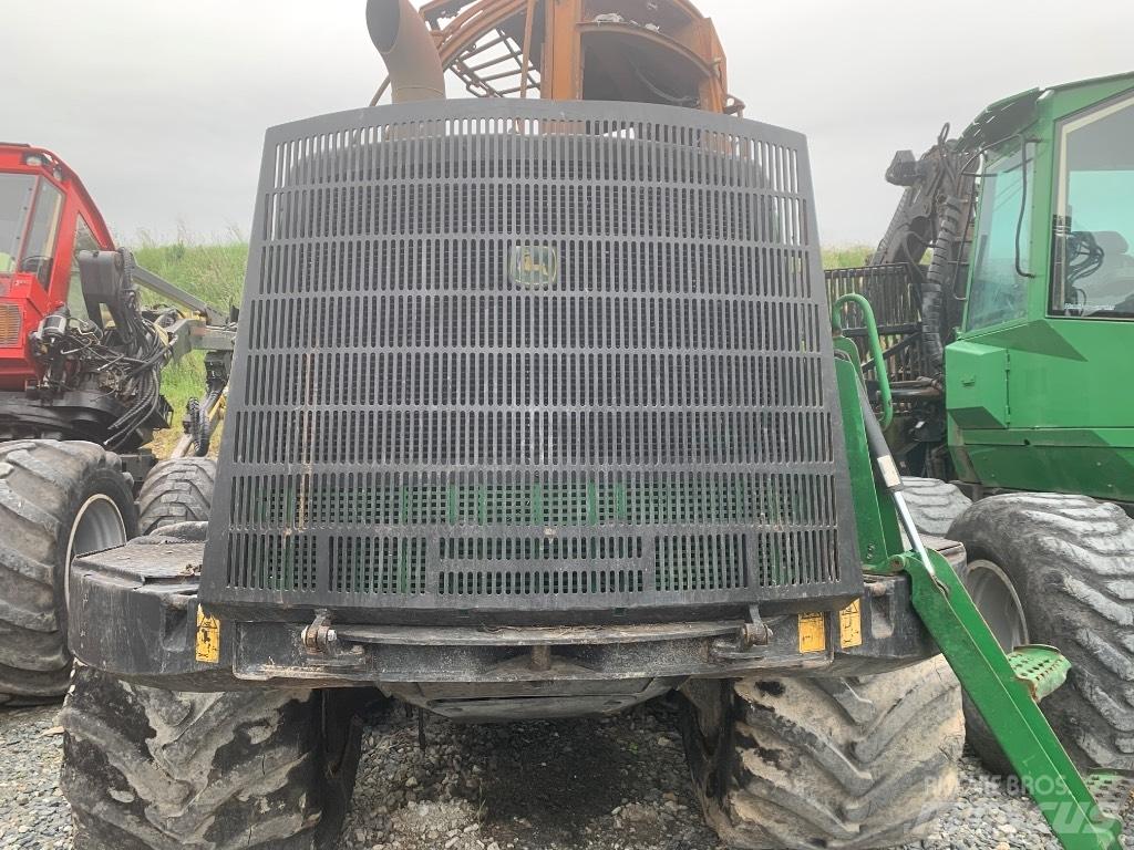 John Deere 1110 E Kabine i unutrašnjost
