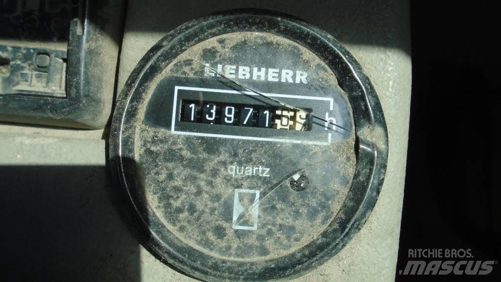Liebherr A 904 C Bageri na kotačima