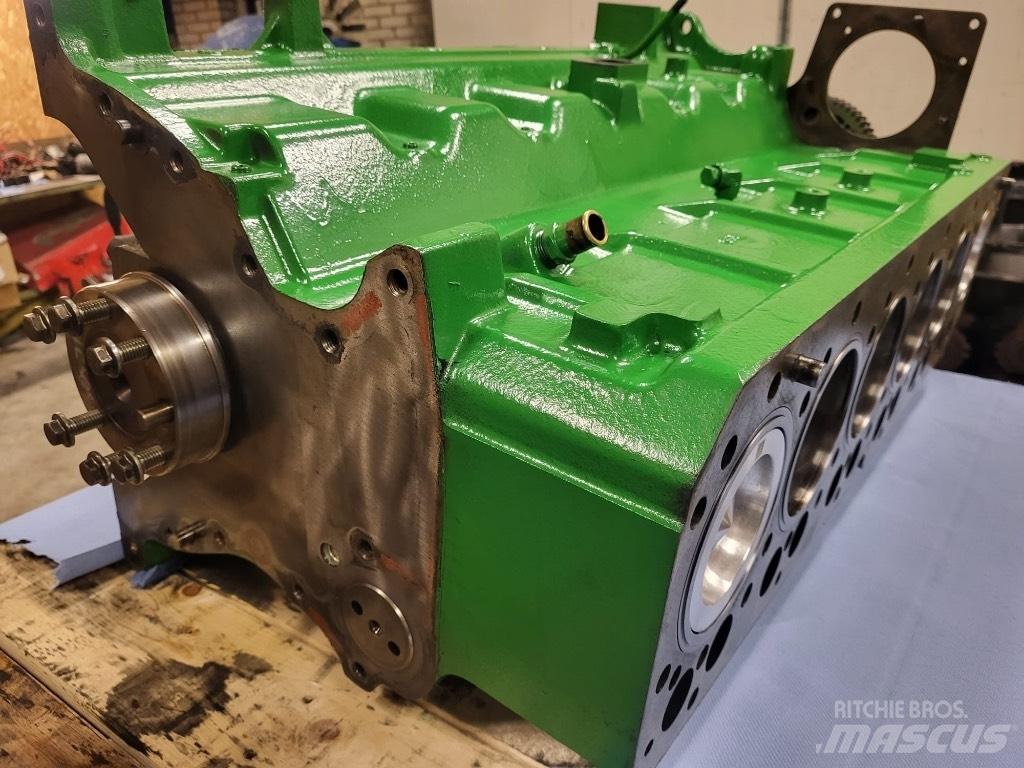 John Deere 6068 Traktori