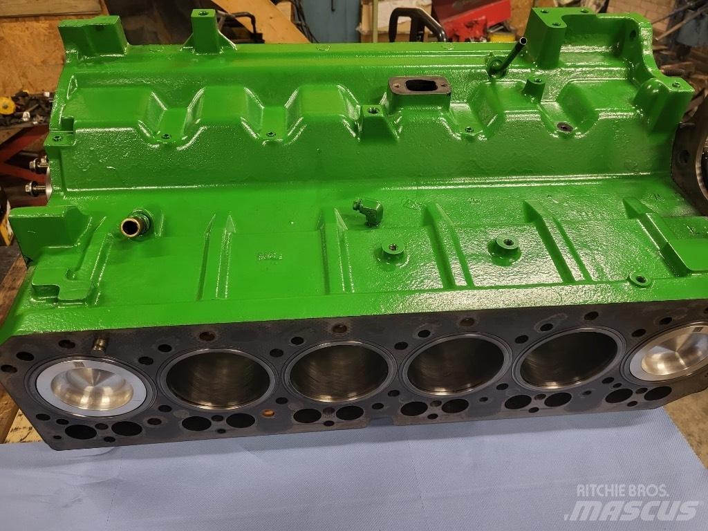 John Deere 6068 Traktori