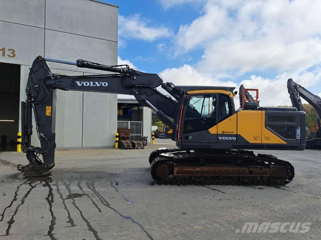 Volvo EC 250 ENL Bageri gusjeničari