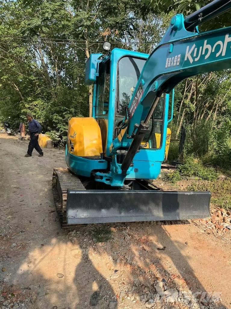 Kubota U35 Mini bageri <7t