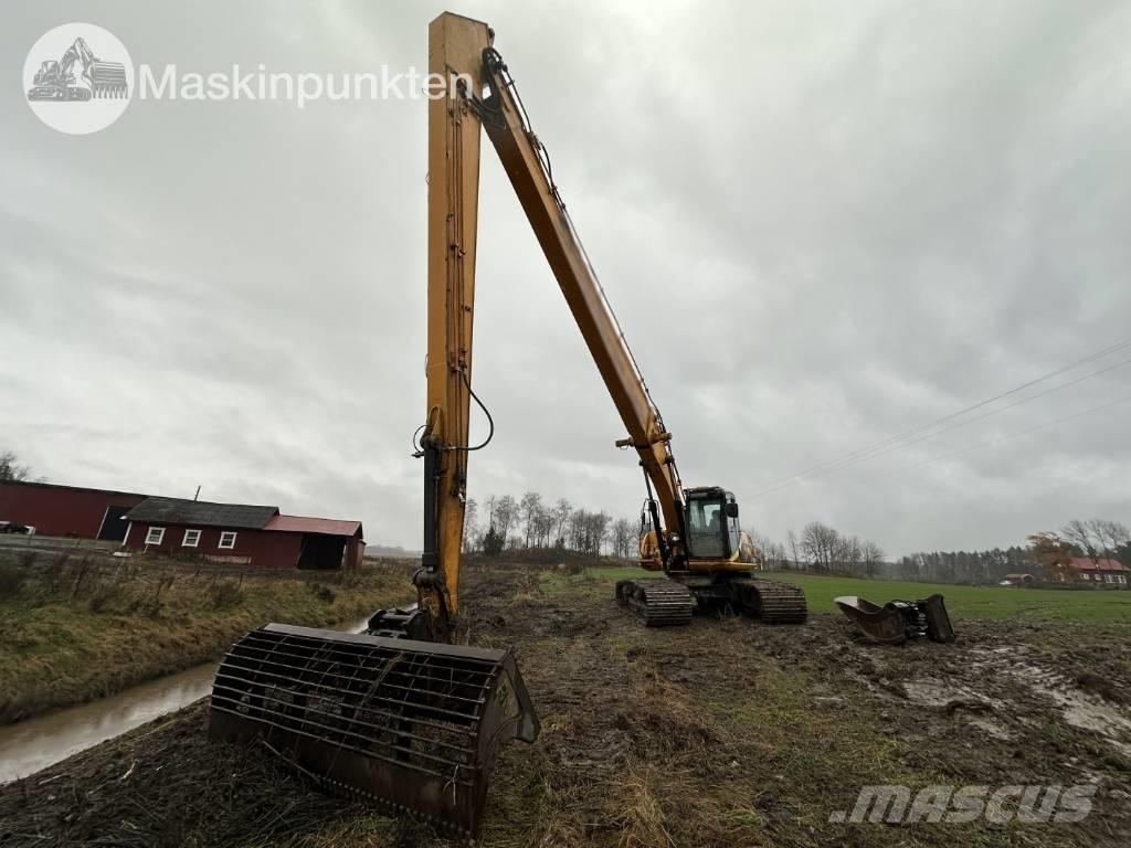 JCB JS 220 LC Bageri gusjeničari