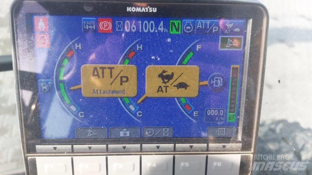 Komatsu PW 148-10 Bageri na kotačima