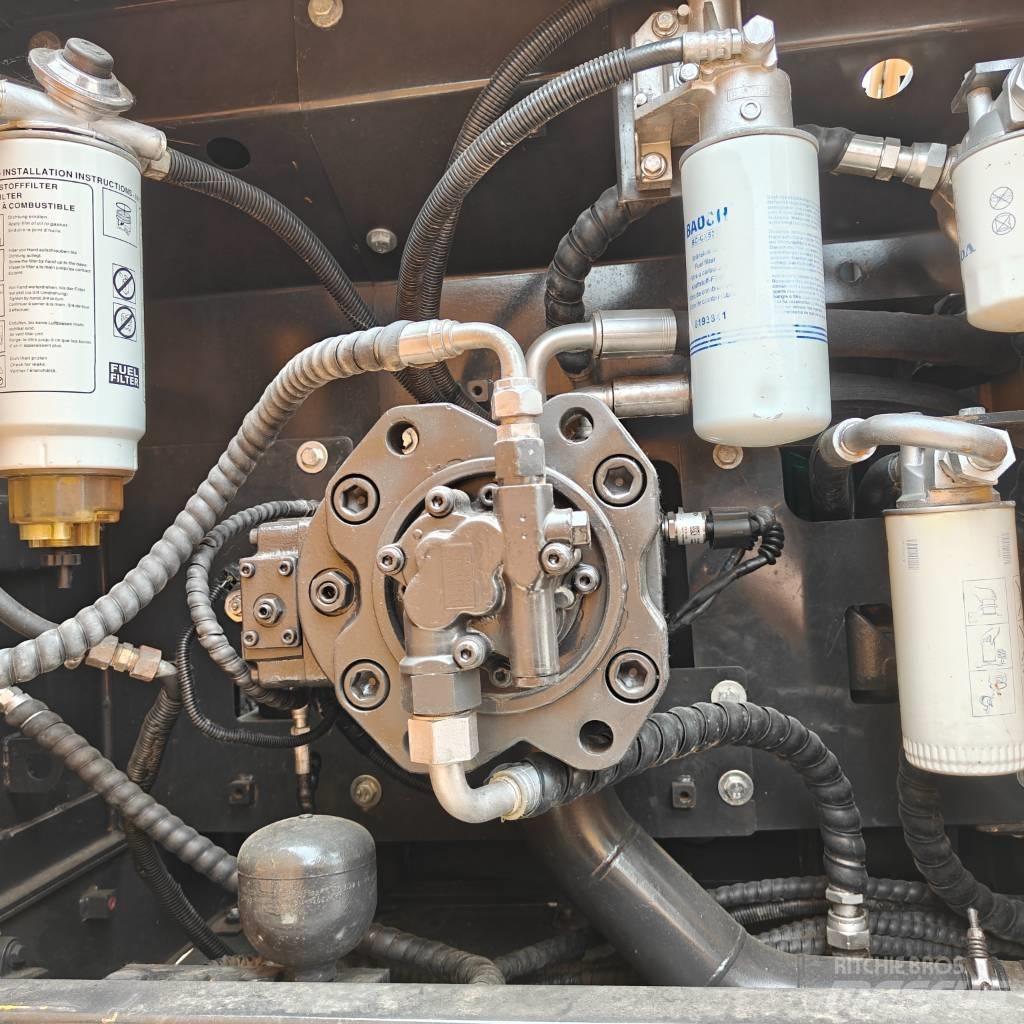 Volvo 220D Bageri gusjeničari