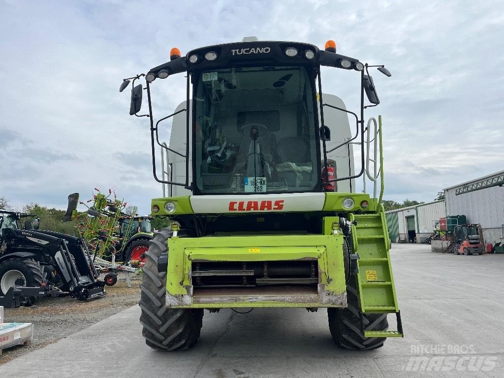 CLAAS Tucano 440 Kombajni