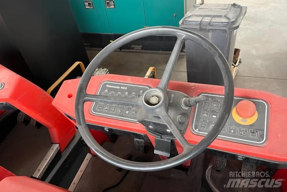 Hako Hakomatic 1100 Strojevi za metenje