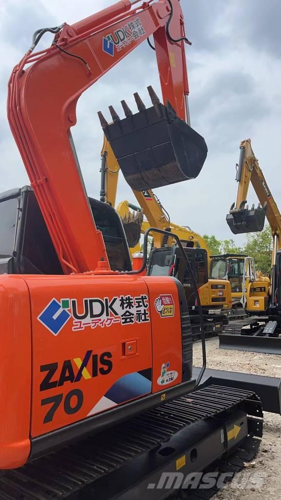 Hitachi ZX 70 Mini bageri <7t