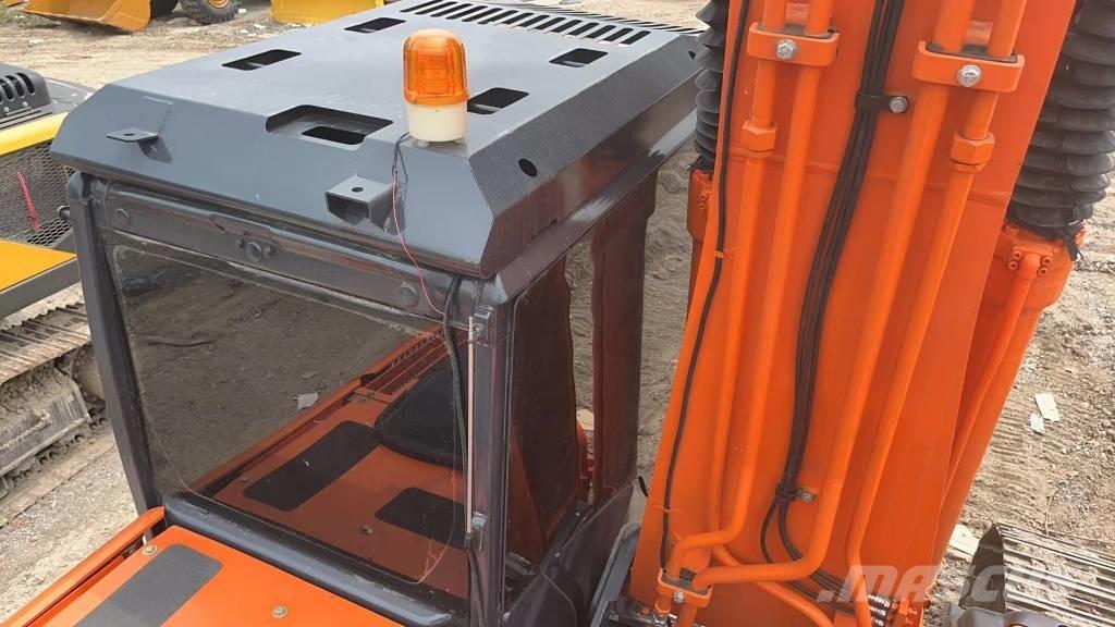 Hitachi ZX 70 Mini bageri <7t