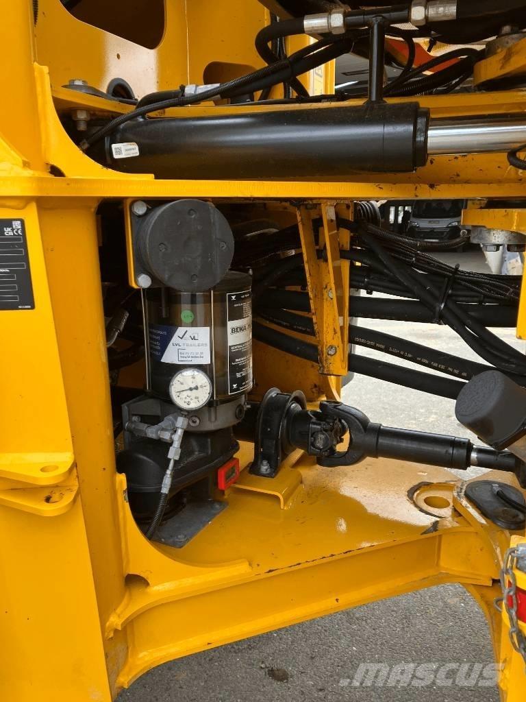 JCB 435S Traktori