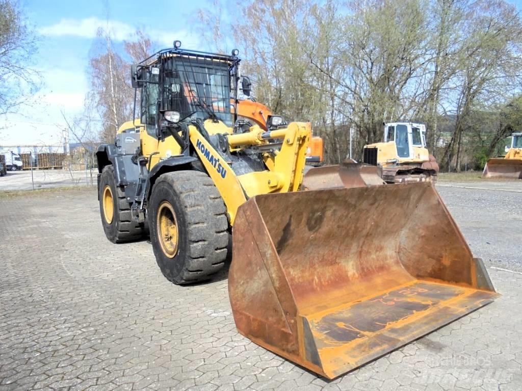 Komatsu WA 270-7 Utovarivači na kotačima