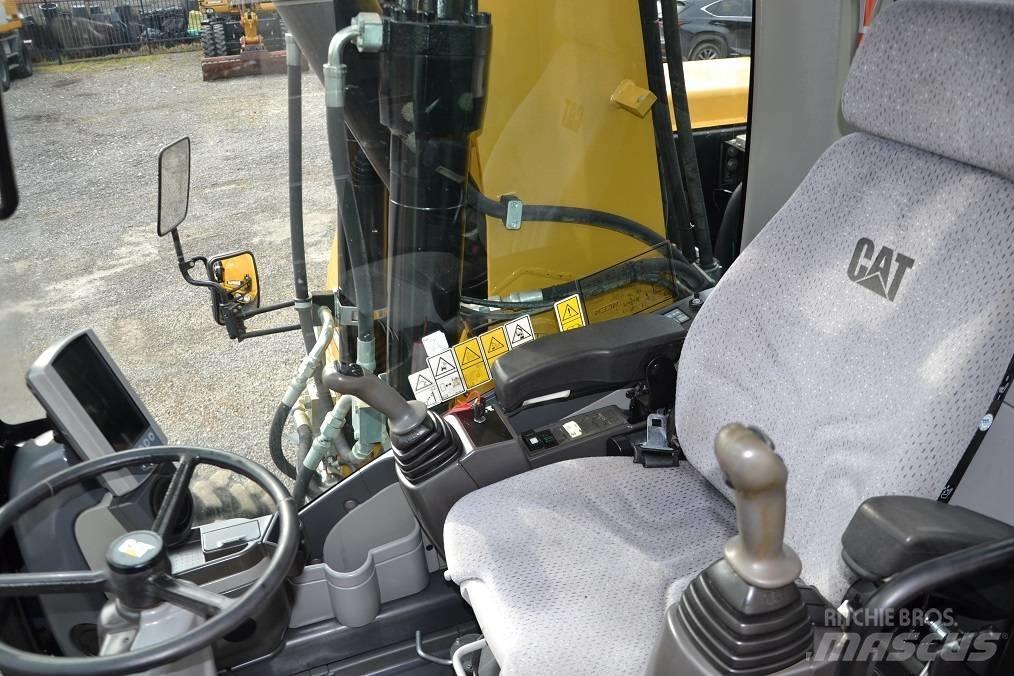 CAT M 315 D Bageri na kotačima