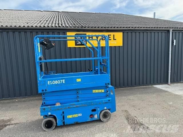 Magni ES 0807 E Škaraste platforme