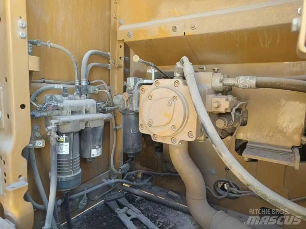 CAT 320 GC Bageri gusjeničari