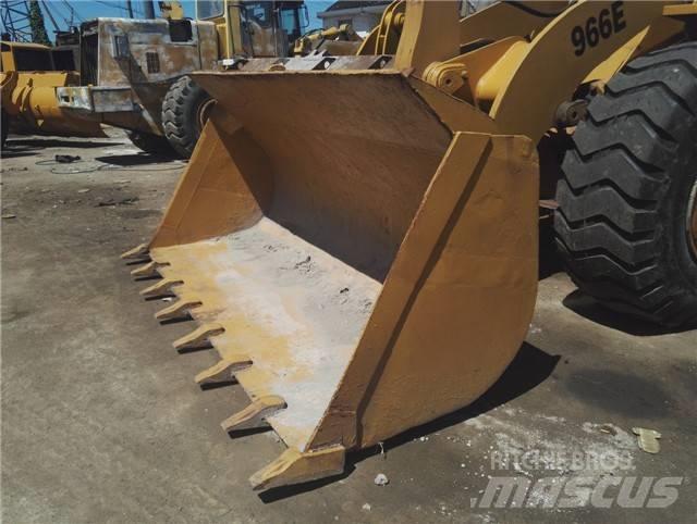 CAT 966 E Utovarivači na kotačima