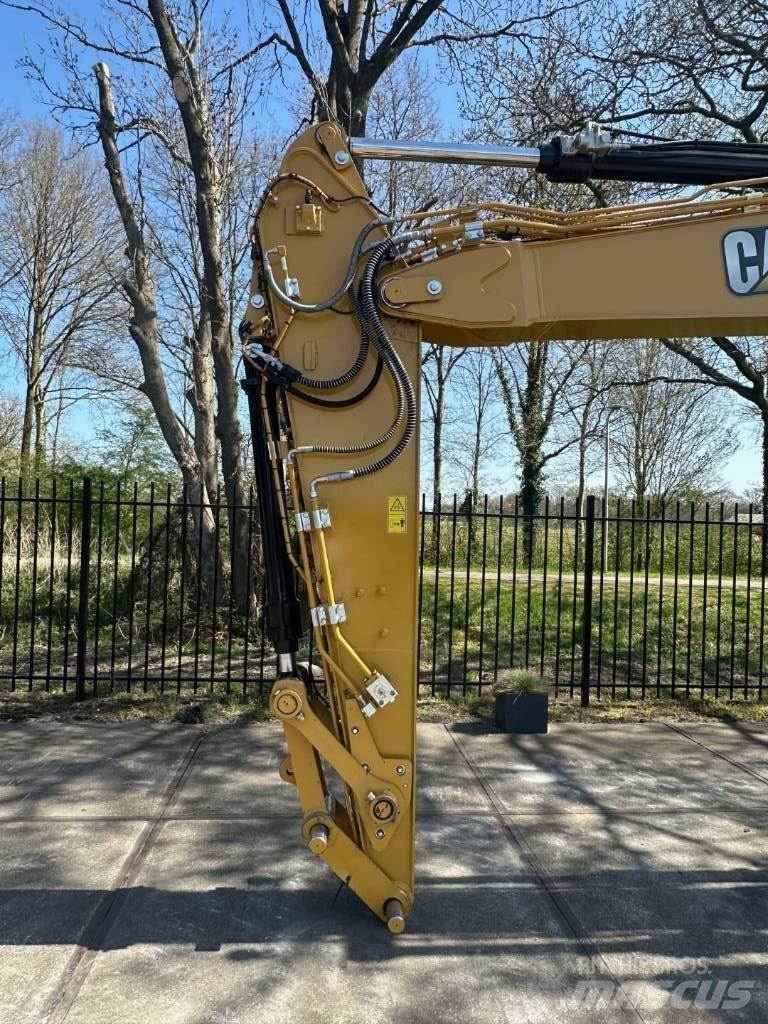 CAT 317 Bageri gusjeničari